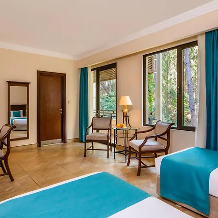 Hotell Labranda Mares 5*